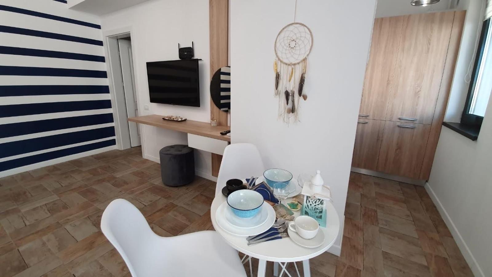 Lakeside Studio Mamaia Central Bagian luar foto